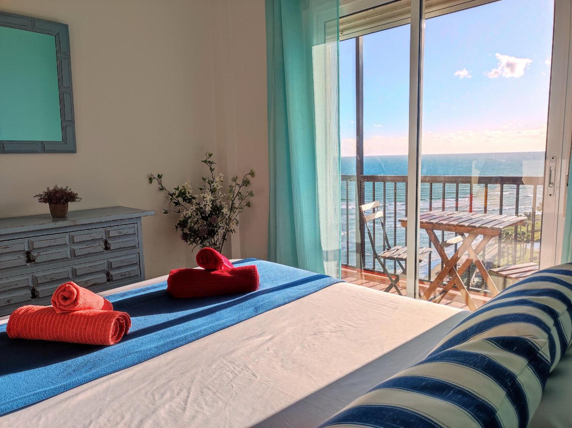 Apartamento Mar Azul, Primera Linea De Playa Sitio de Calahonda Exterior photo